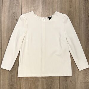 Ann Taylor Cream/Off-White Crewneck Puff Shoulder A-Line Women's Blouse - M NWOT